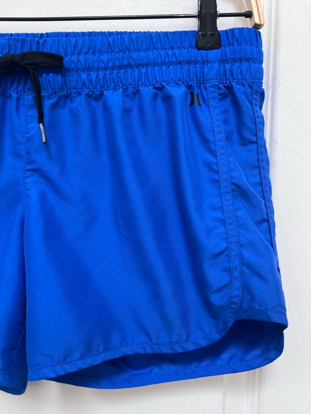 Hurley Women’s Royal Blue Elastic Waist Active Board Shorts Medium - Picture 3 of 10